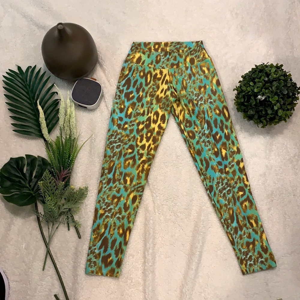 Liquido Capri pants
